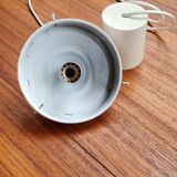 White opaline suspension