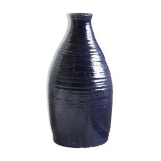 Blue grooved vase