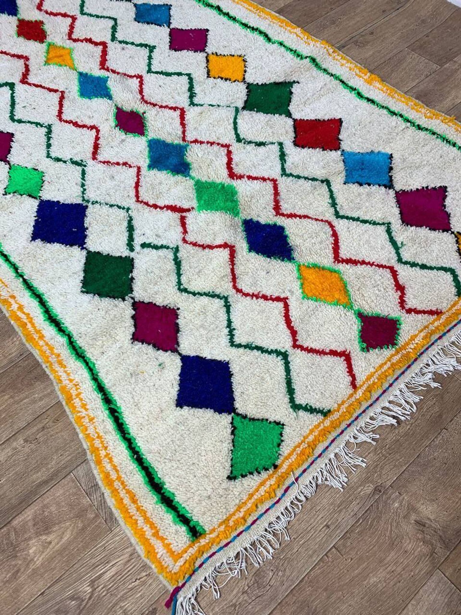 Tapis berbère marocain artisanal fait main 254 X 152 CM