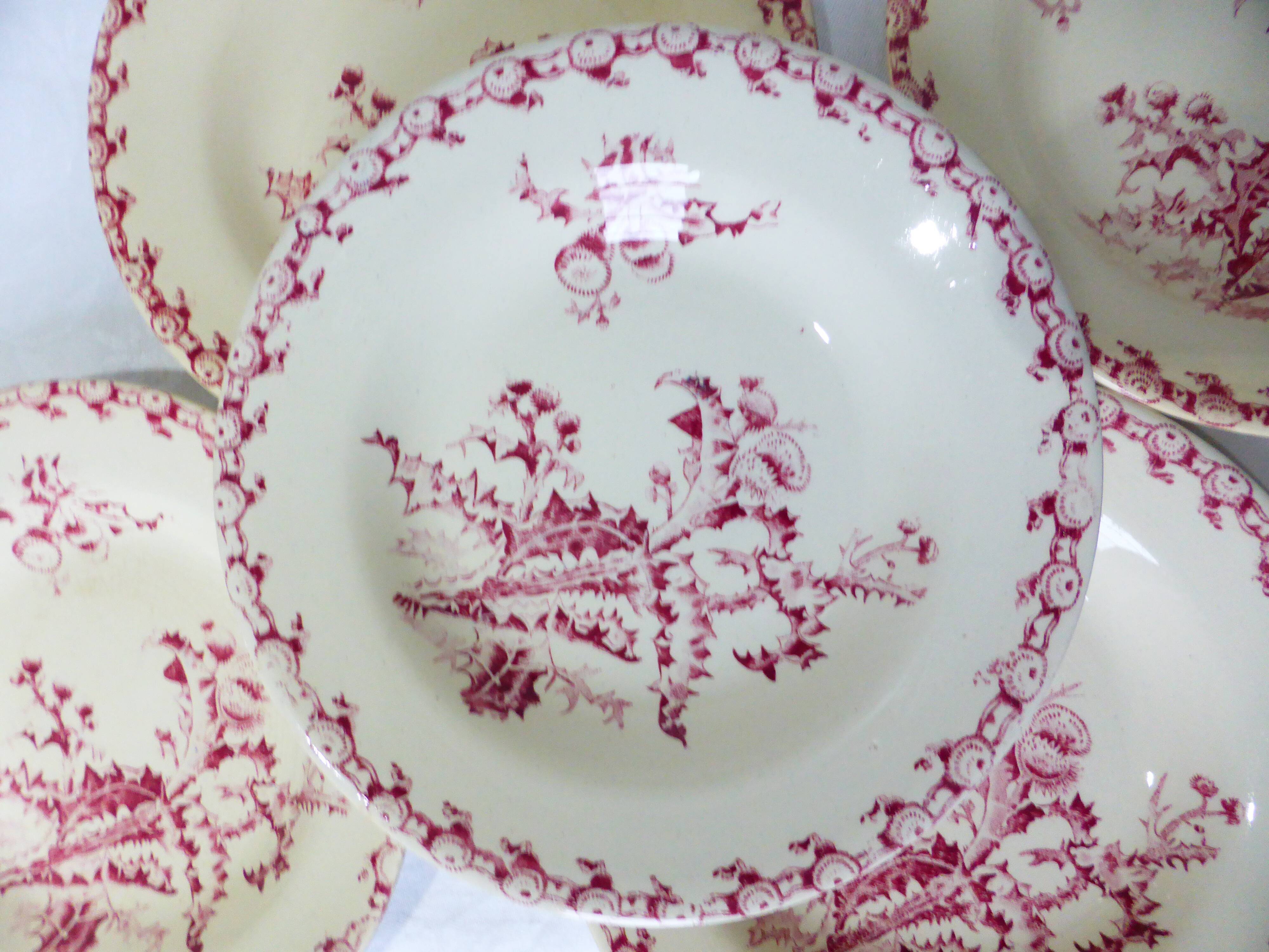 5 hollow plates in Gien iron earth model Thistles