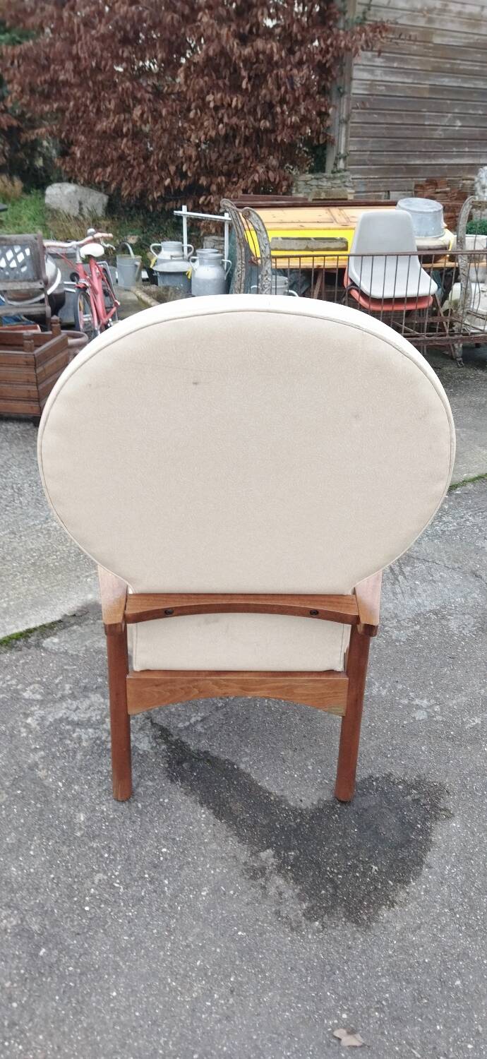 Beauman medallion armchair