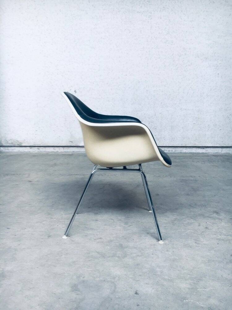 Mid-Century Black Leather Dax Armchair by Charles & Ray Eames for Herman Miller, 1960s