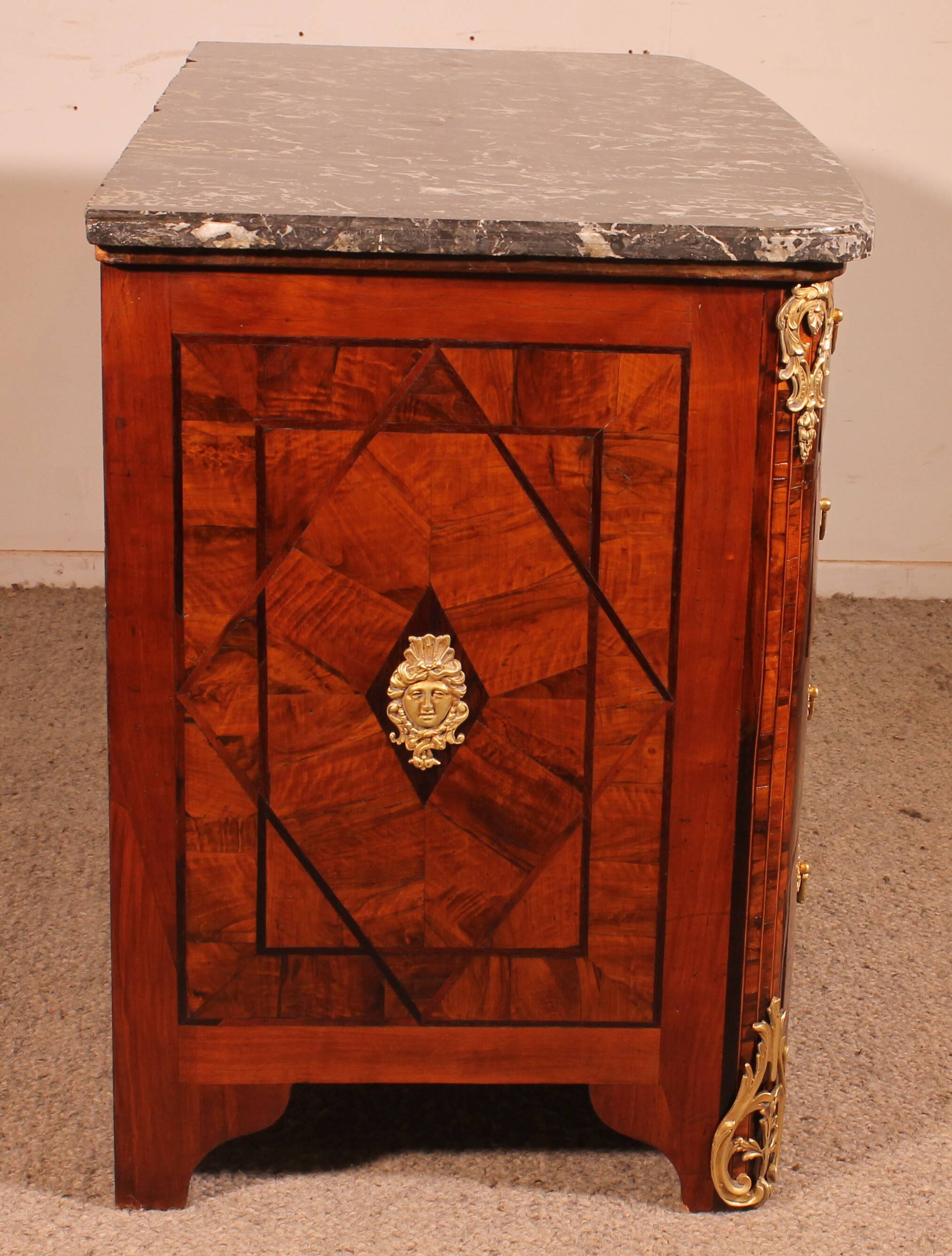 Dauphiné commode from the Louis XIV period in olive wood marquetry.