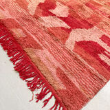 Moroccan Berber carpet Boujaad red and ochre with graphic patterns 2,64x2,02m