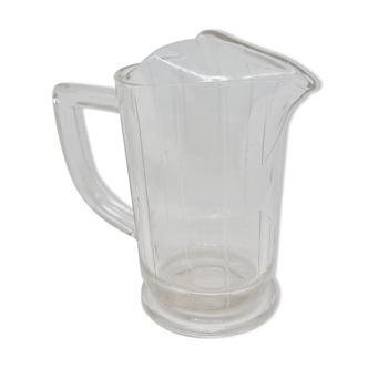 Pitcher art deco