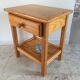 Table de chevet vintage en pin massif