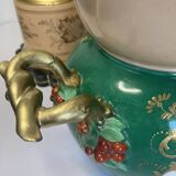 Rococo pedestal vase in Paris porcelain around 1830