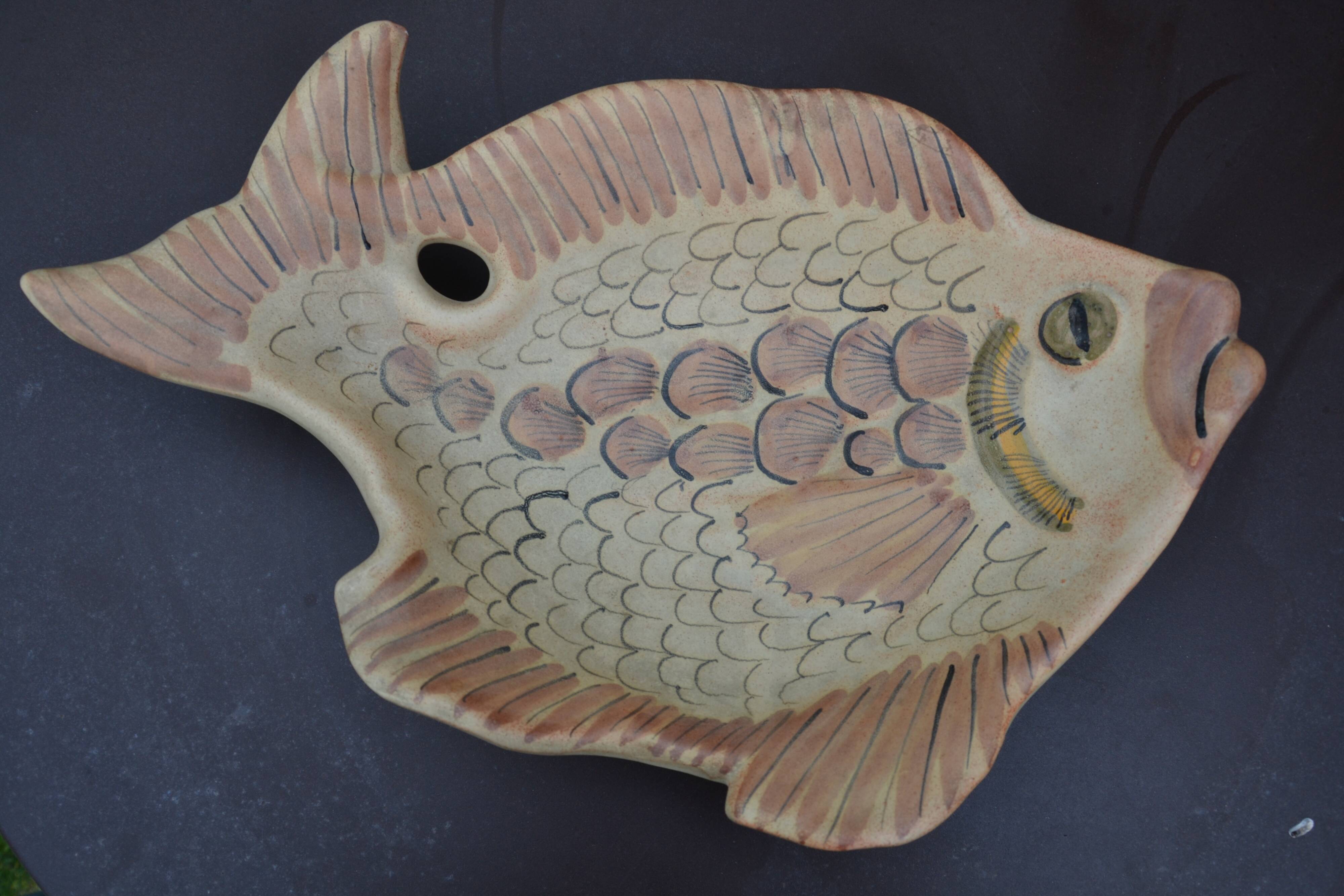 Large ceramic fish dish/bowl from Vallauris.