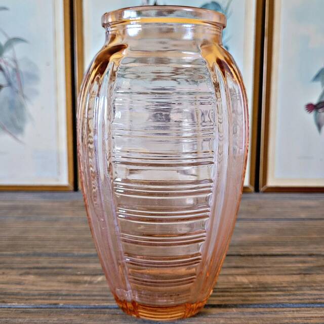 Art Deco style vase in salmon-colored glass