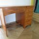 Vintage modernist desk - 5 drawers - shelf - 1950s - closure mechanism