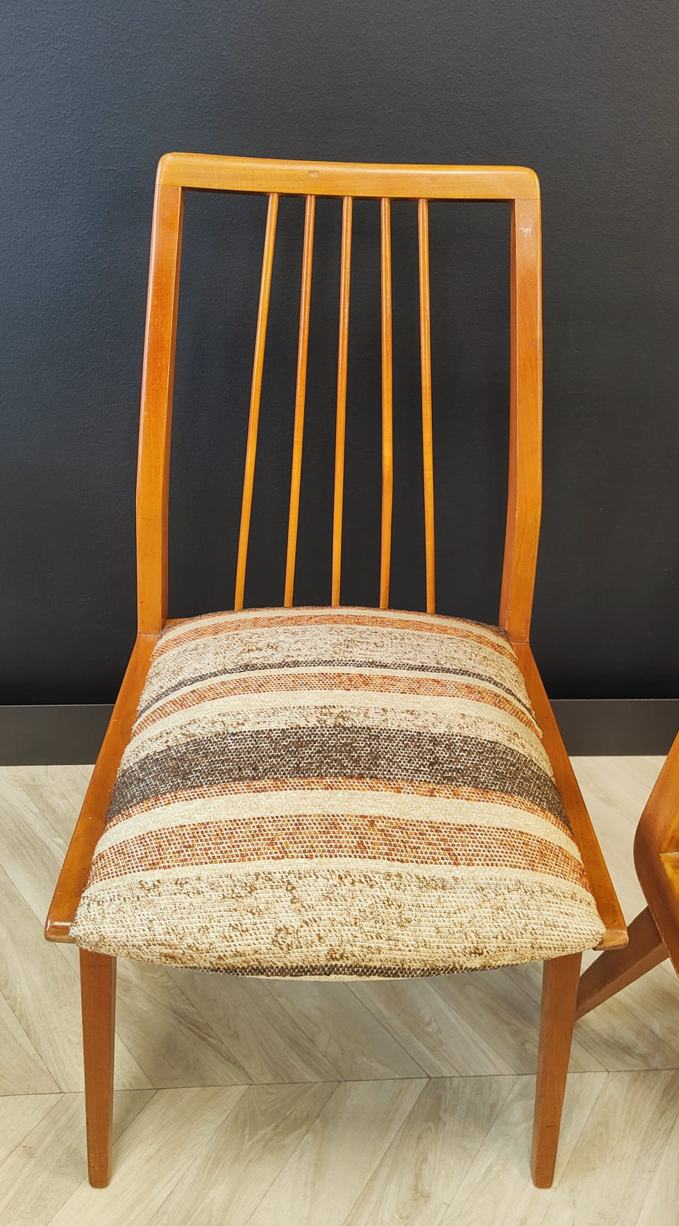 Six mid century dining table chairs