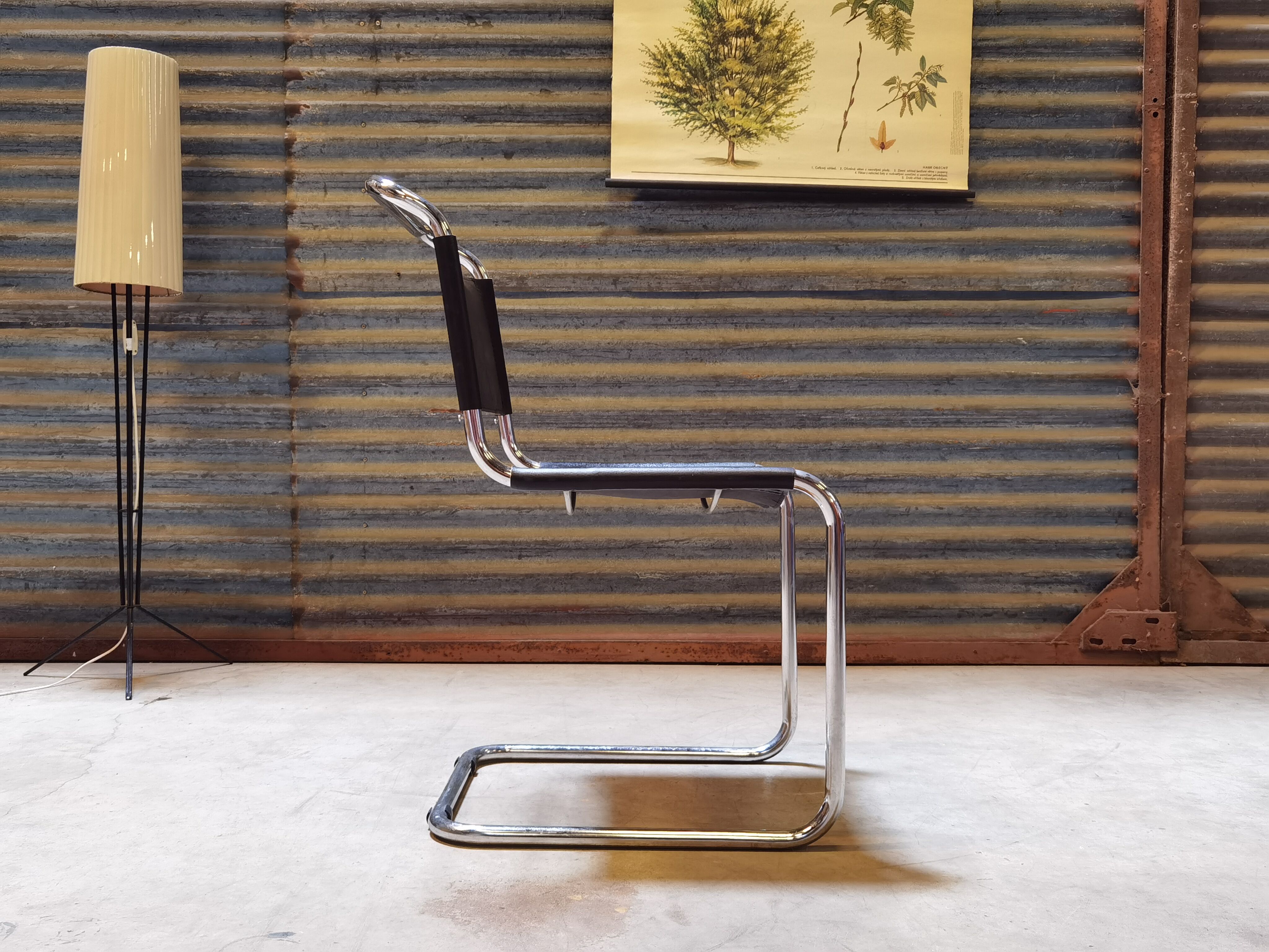 Chair S33 Marcel Breuer Thonet black leather