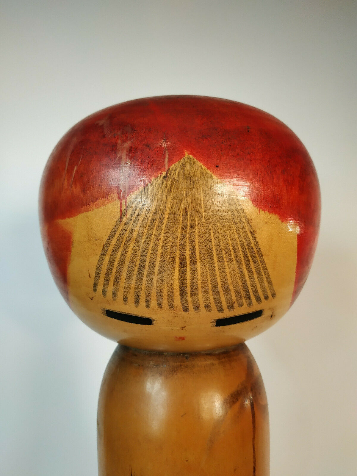 Grande Kokeshi - Winter camelia - master Watanabee Masao - 1917-2007