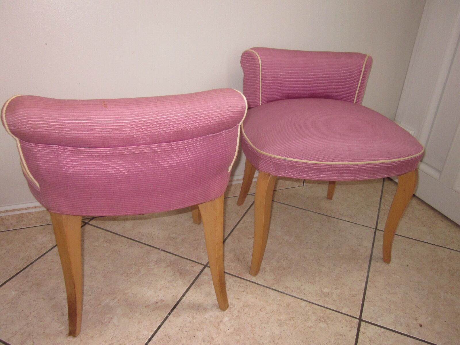 pair of armchairs from the 40/50