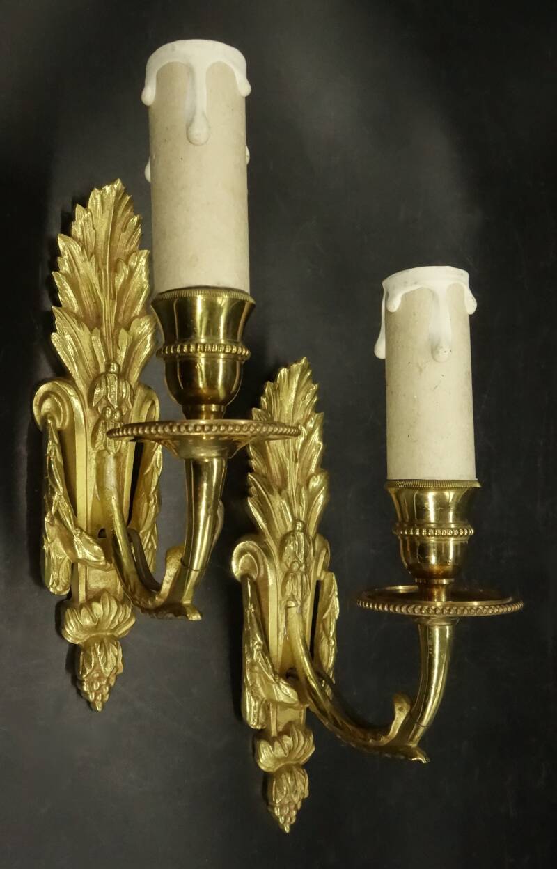 Pair of Louis XVI style wall lights from Hettier & Vincent