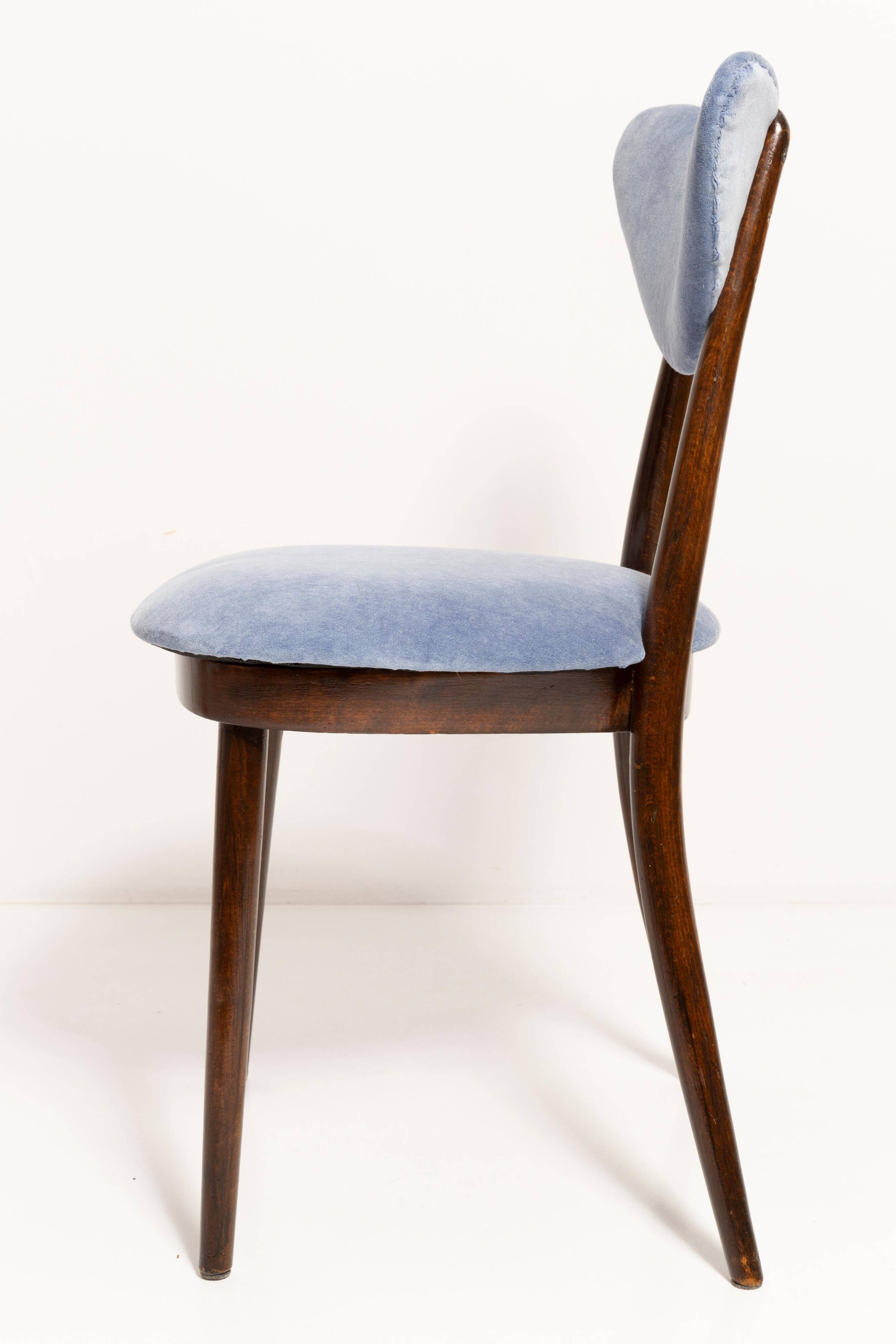 Chaise cœur en velours de coton bleu violet mid-century