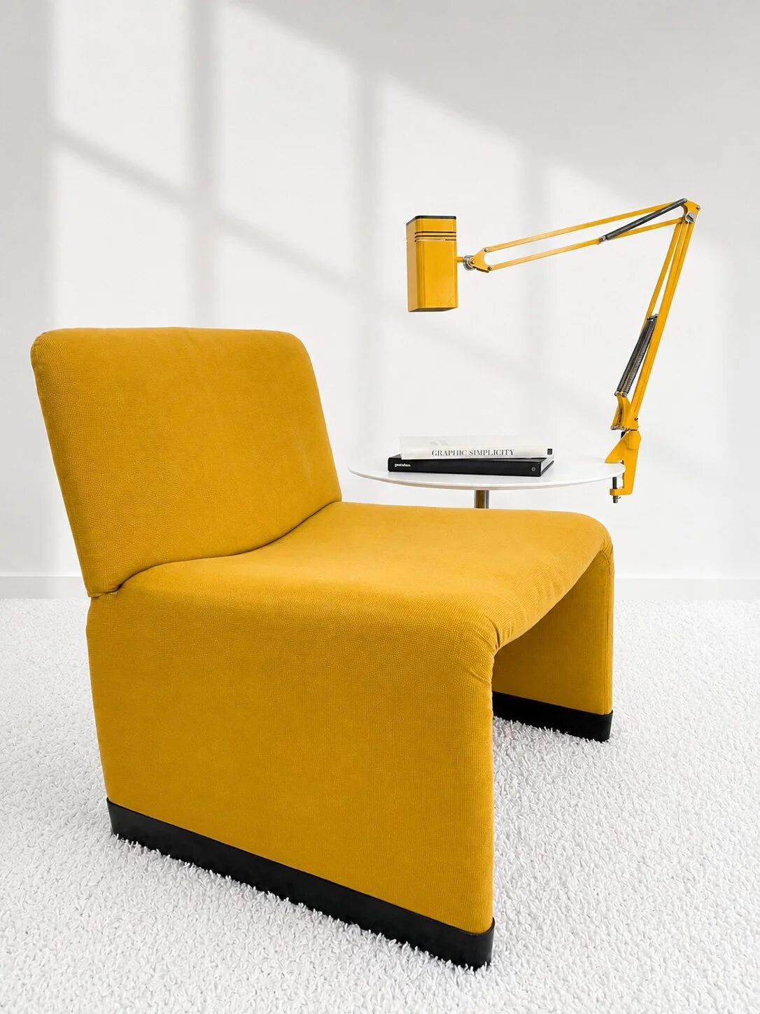 Fauteuil italien des années 1970. Giancarlo Piretti.