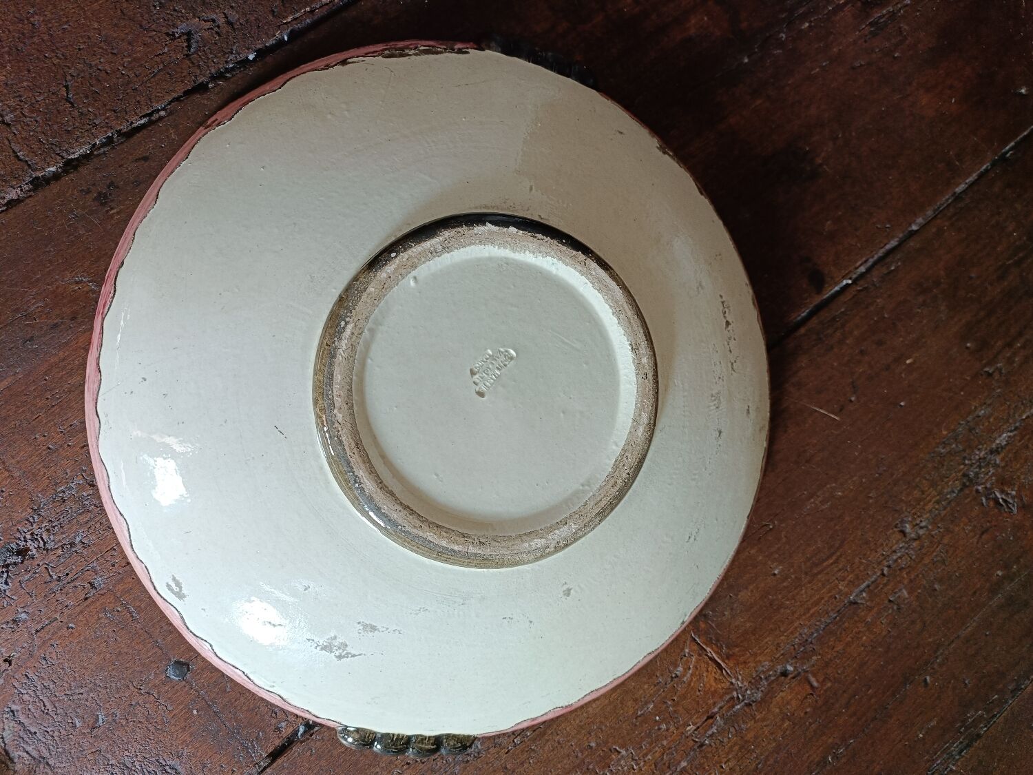 Vallauris dish signed Jérôme Massier