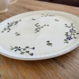 Ancient dish with floral decoration
