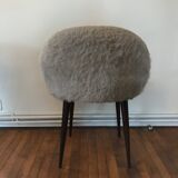Grey mmoute chair