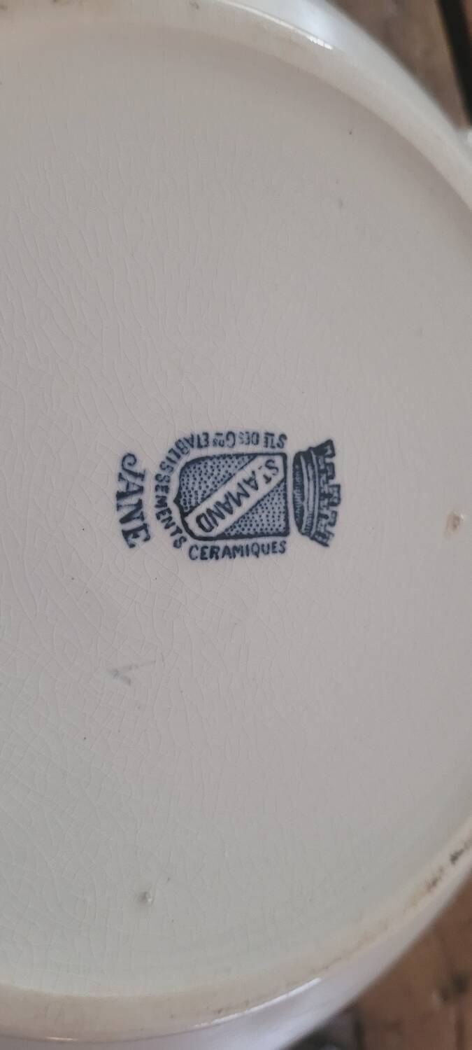 St Amand soup tureen