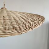 Rattan suspension or shade in the shape of a braided undulating circular tray d:80
