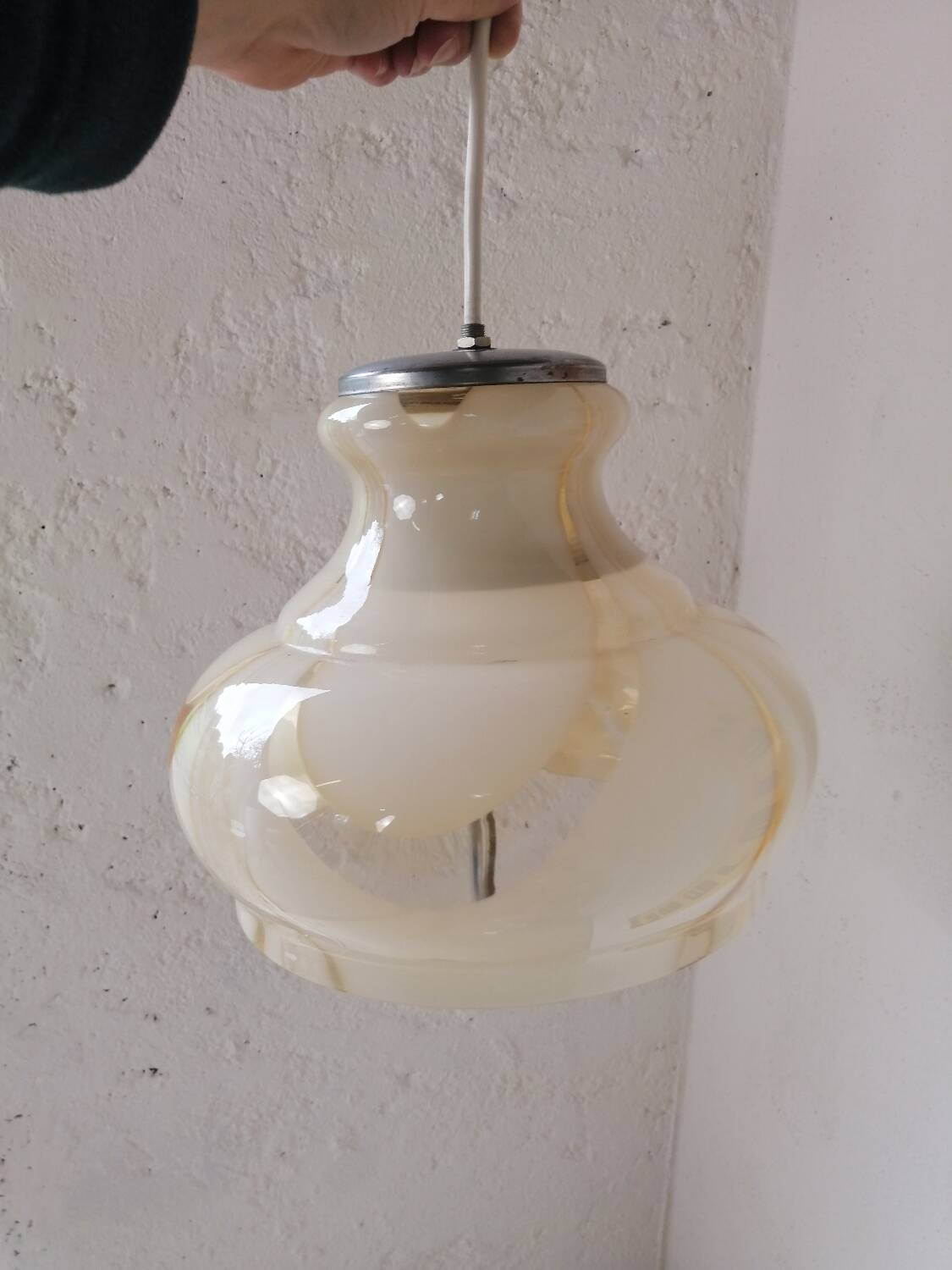 Vintage marbled Murano glass pendant light.