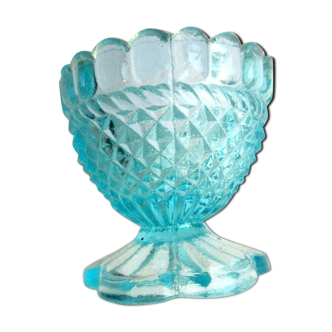 Blue glass standing shell with diamond tips: Vallérysthal or Portieux