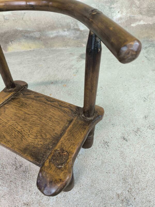Petite chaise baoulé en bois
