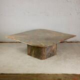 Coffee table in green marble and coral