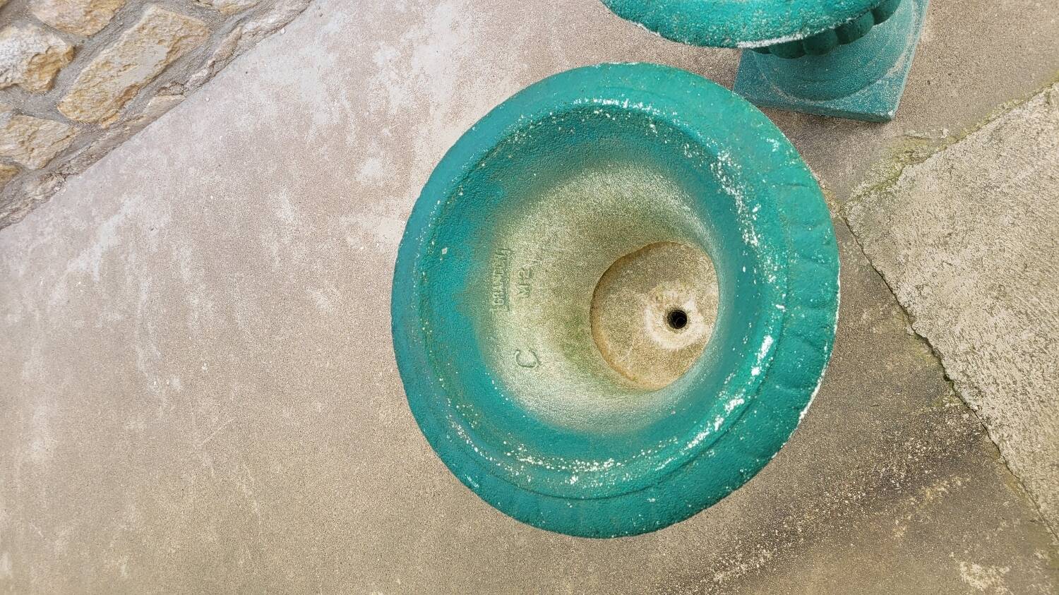 Pair of Medici Vases in old reconstituted stone 1950s