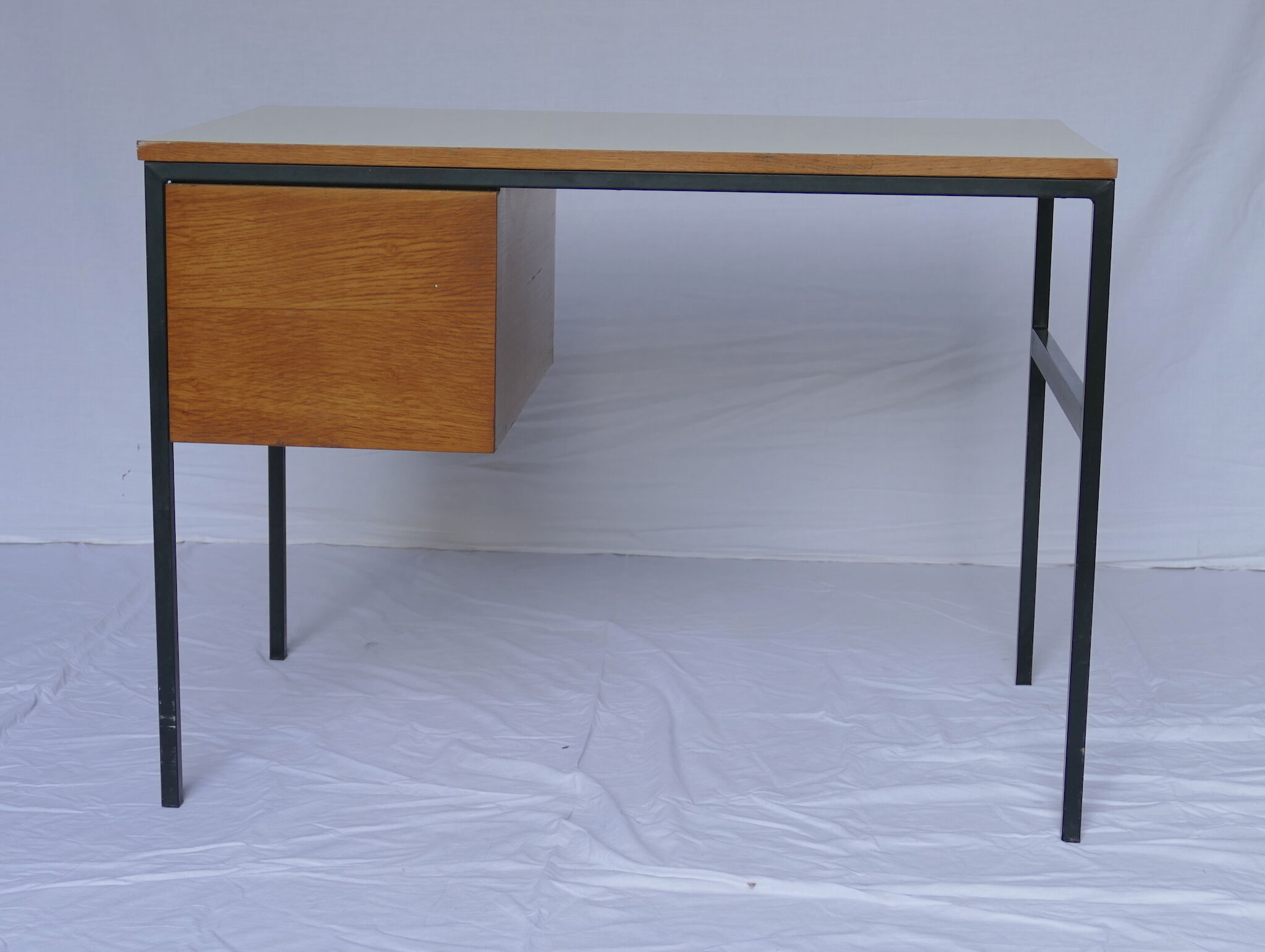 Bureau Pierre Paulin Edition Thonet 1954