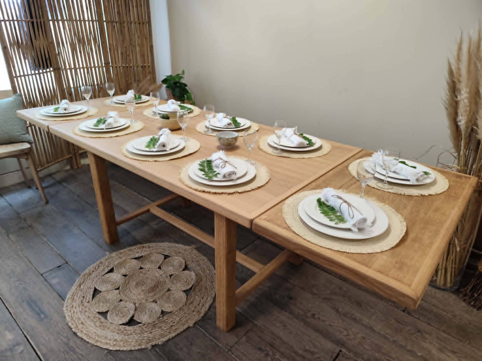 Solid oak table with extensions