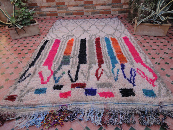 Vintage Moroccan rug 200 x 119