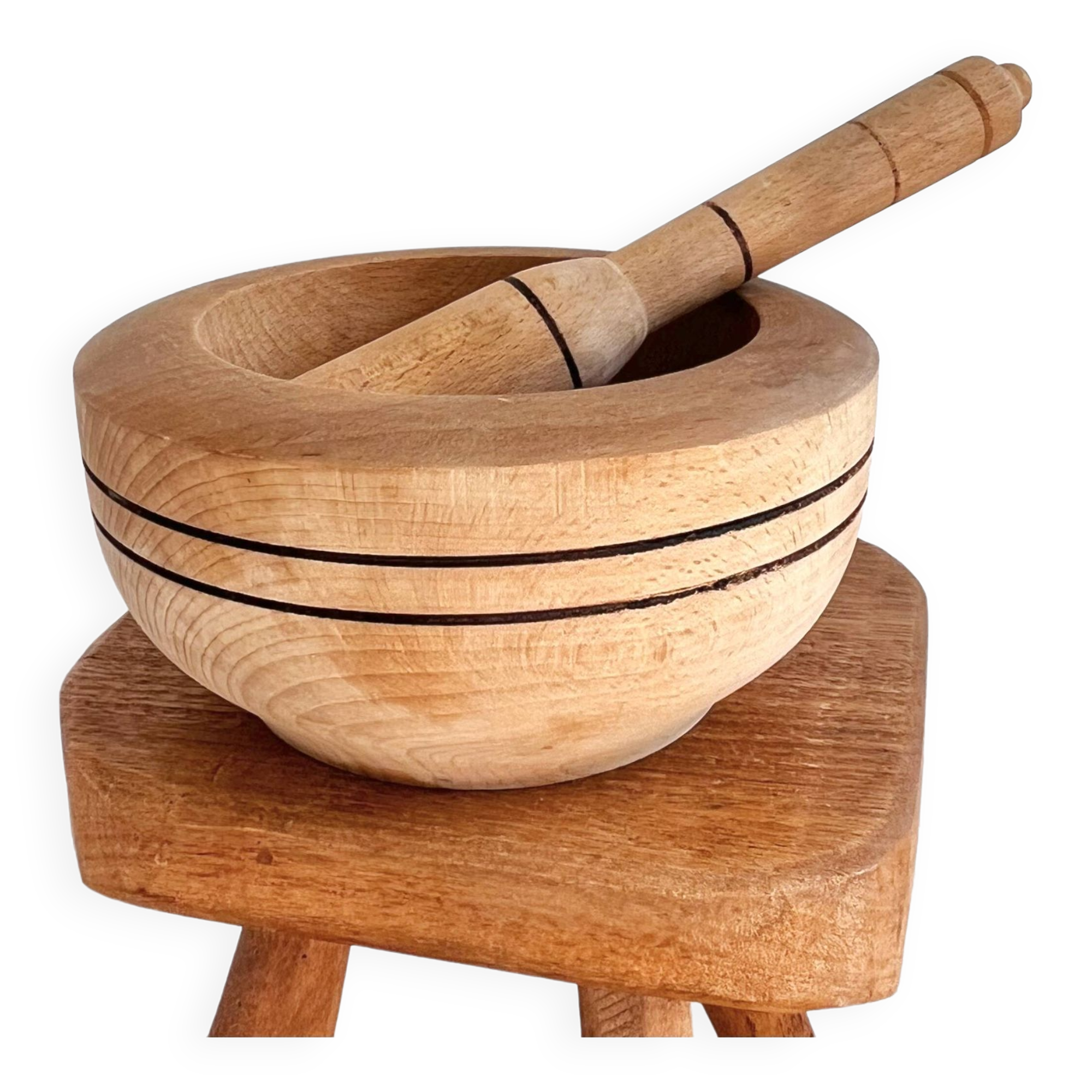 Mortier et pilon en bois vintage