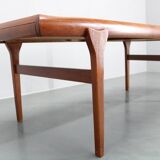 Table basse en teck restaurée par Johannes Andersen des années 1960 pour CFC Silkeborg, Danemark
