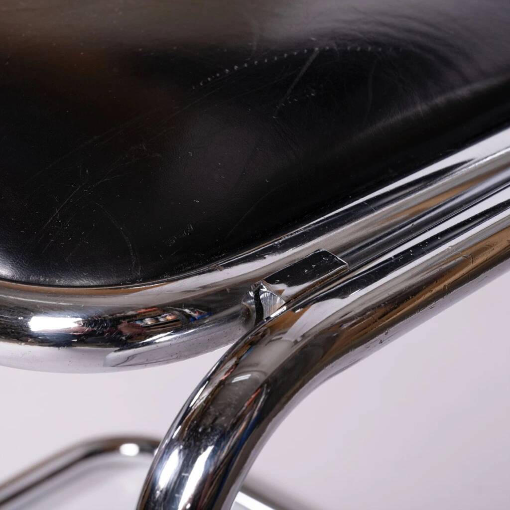 Tubular chair by Ladislav Vrátník