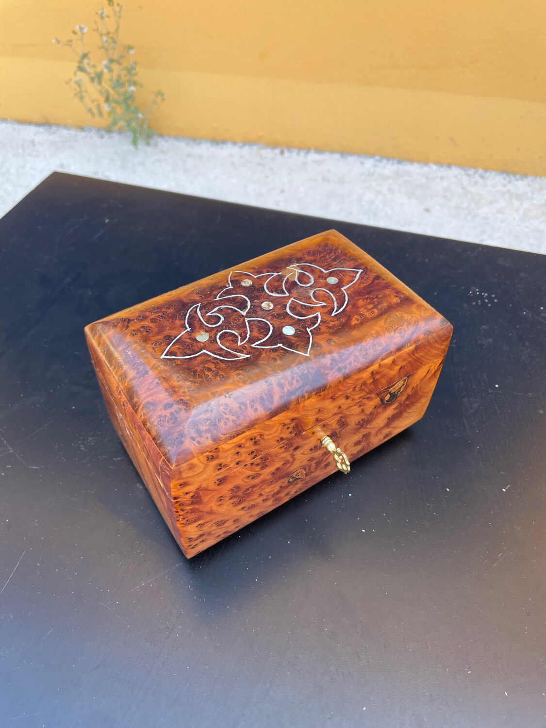 Thuya wooden jewelry box