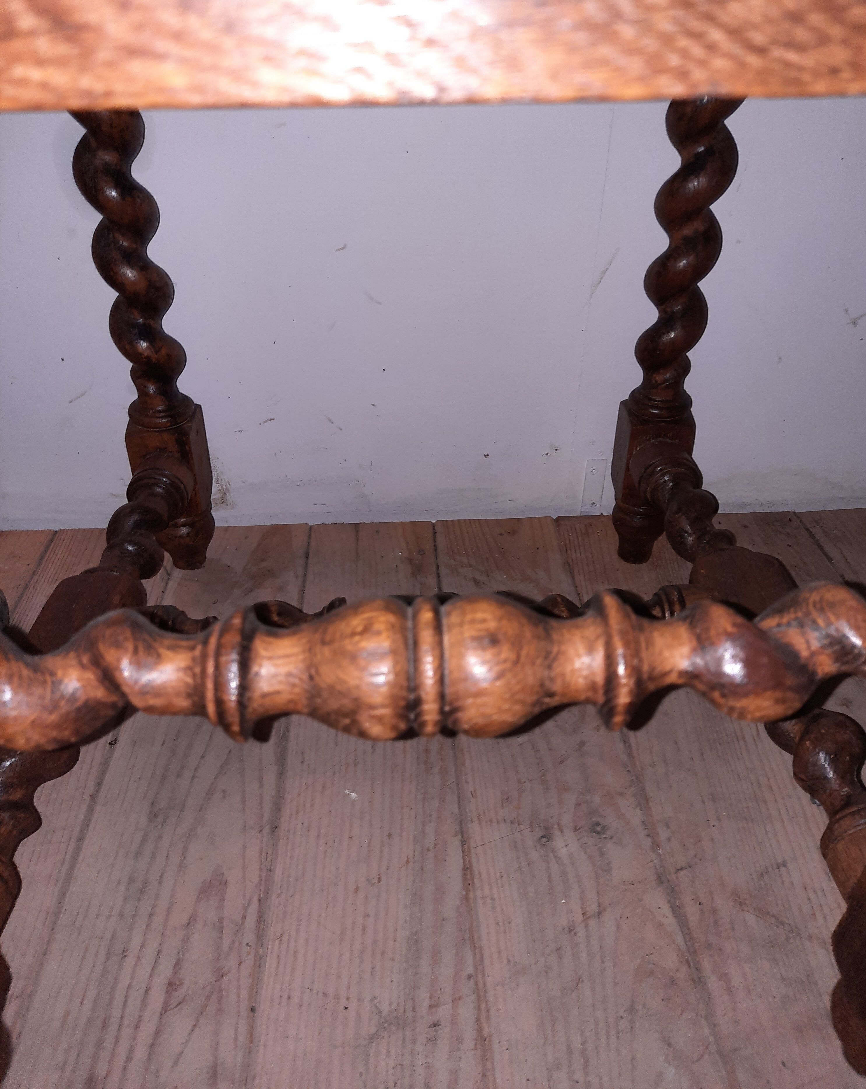 Louis XIII style chair