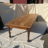 Farm table