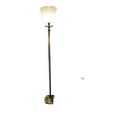 Lampadaire torchère néoclassique en laiton et opaline - années 1950/60