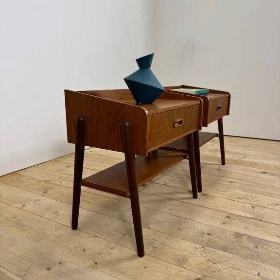 Paire de tables de chevet en teck danois, années 1960