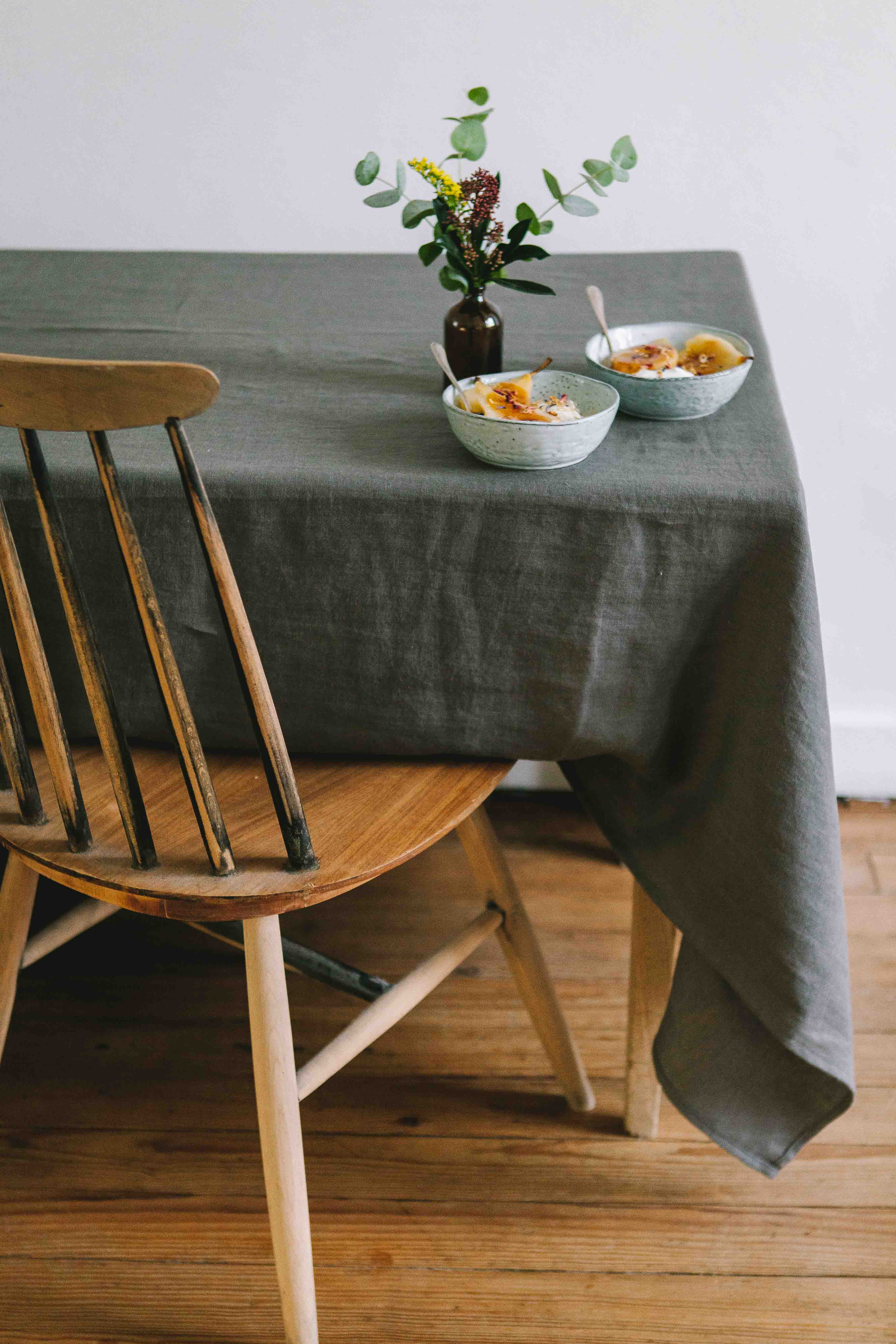 Anthracite gray washed linen tablecloth