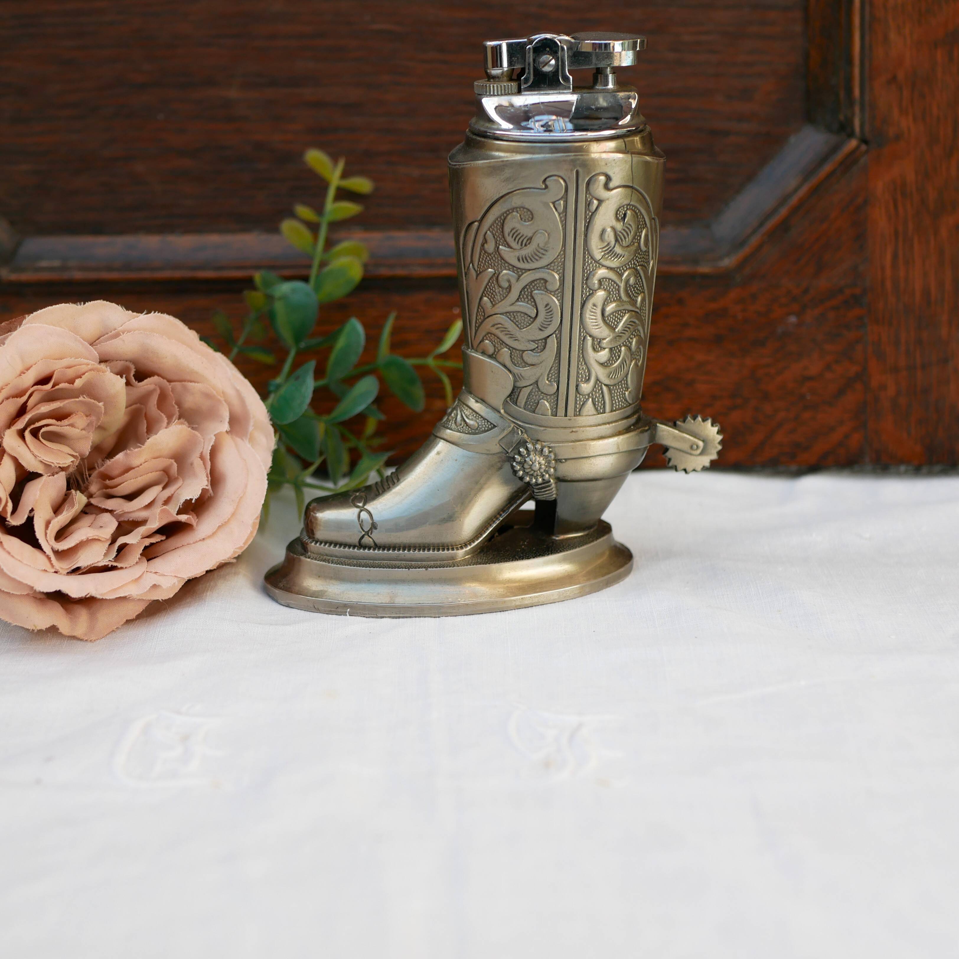 Briquet de table décoratif en forme de botte de cow-boy