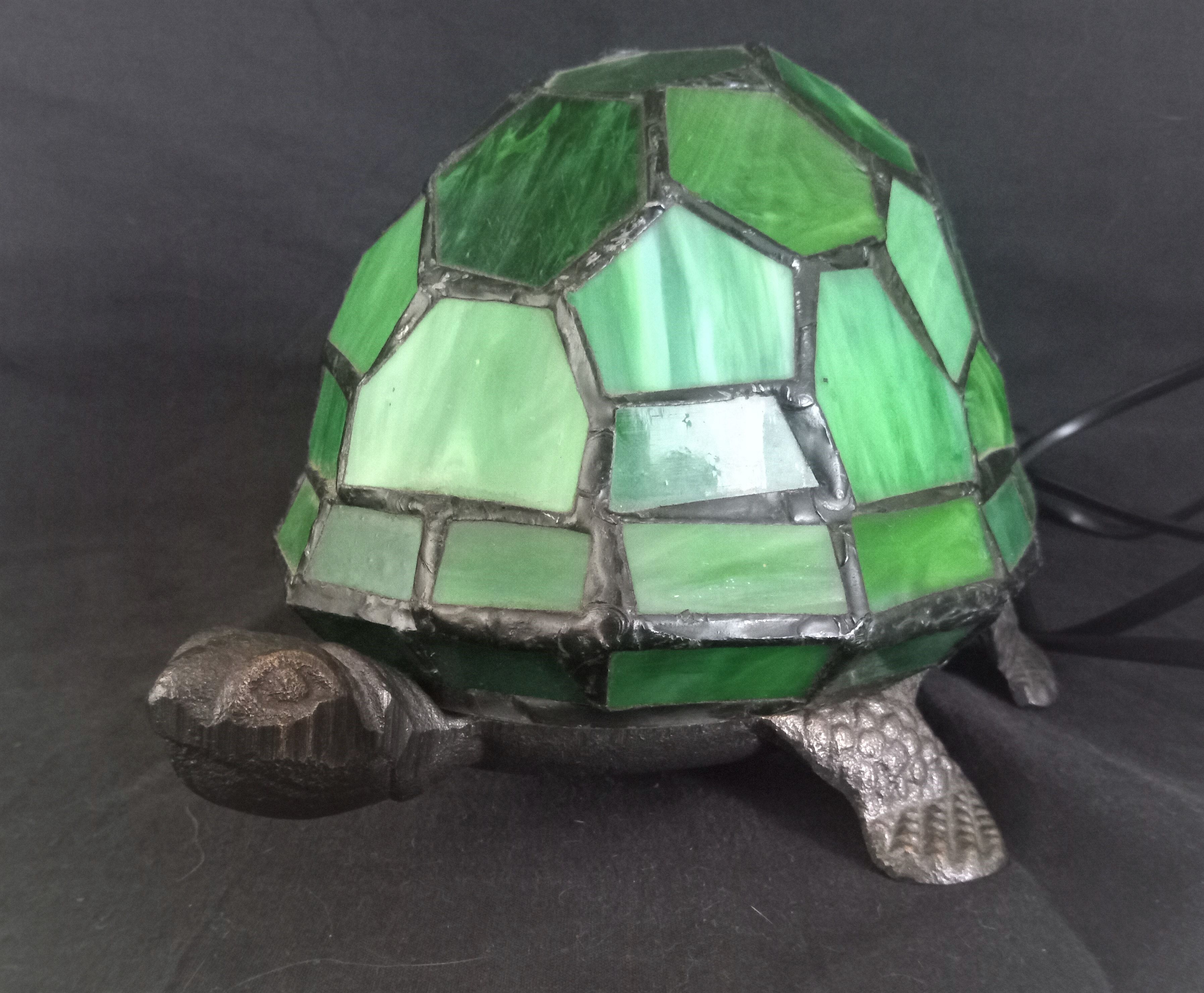 Turtle night light in regulated glass carcass stained glass way