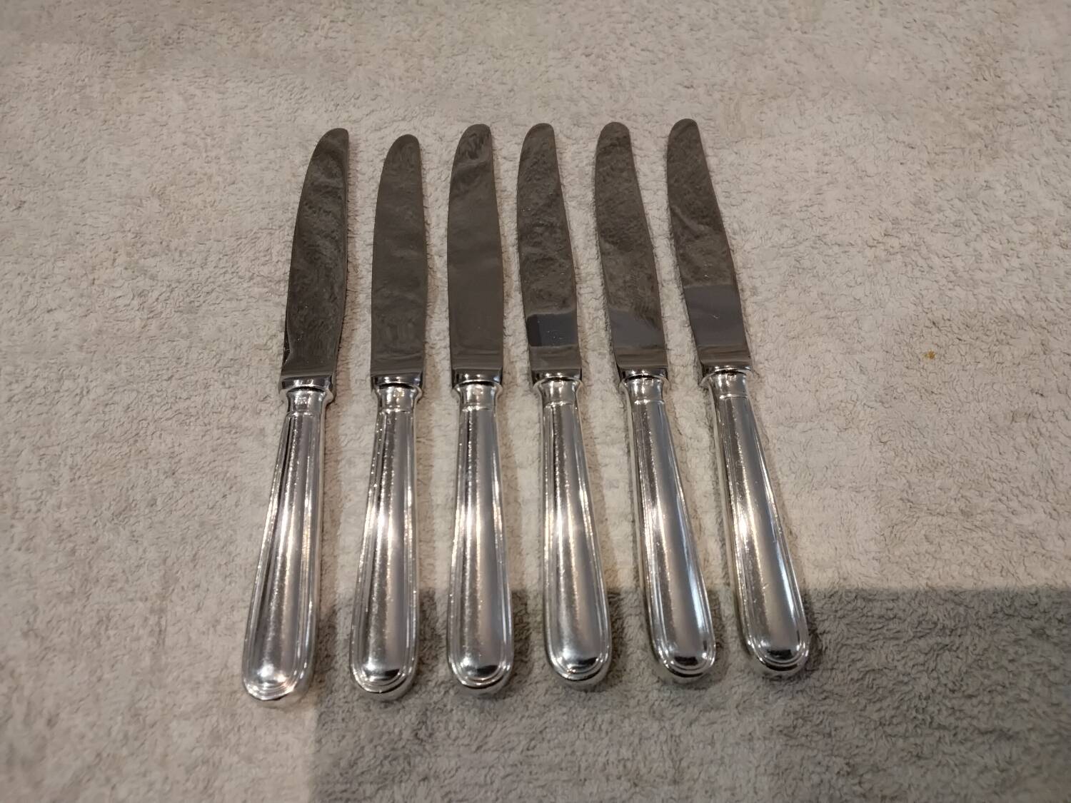 6 silver-plated dessert knives by Christofle Albi, 19.8cm