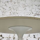 Vintage tulip table 1970
