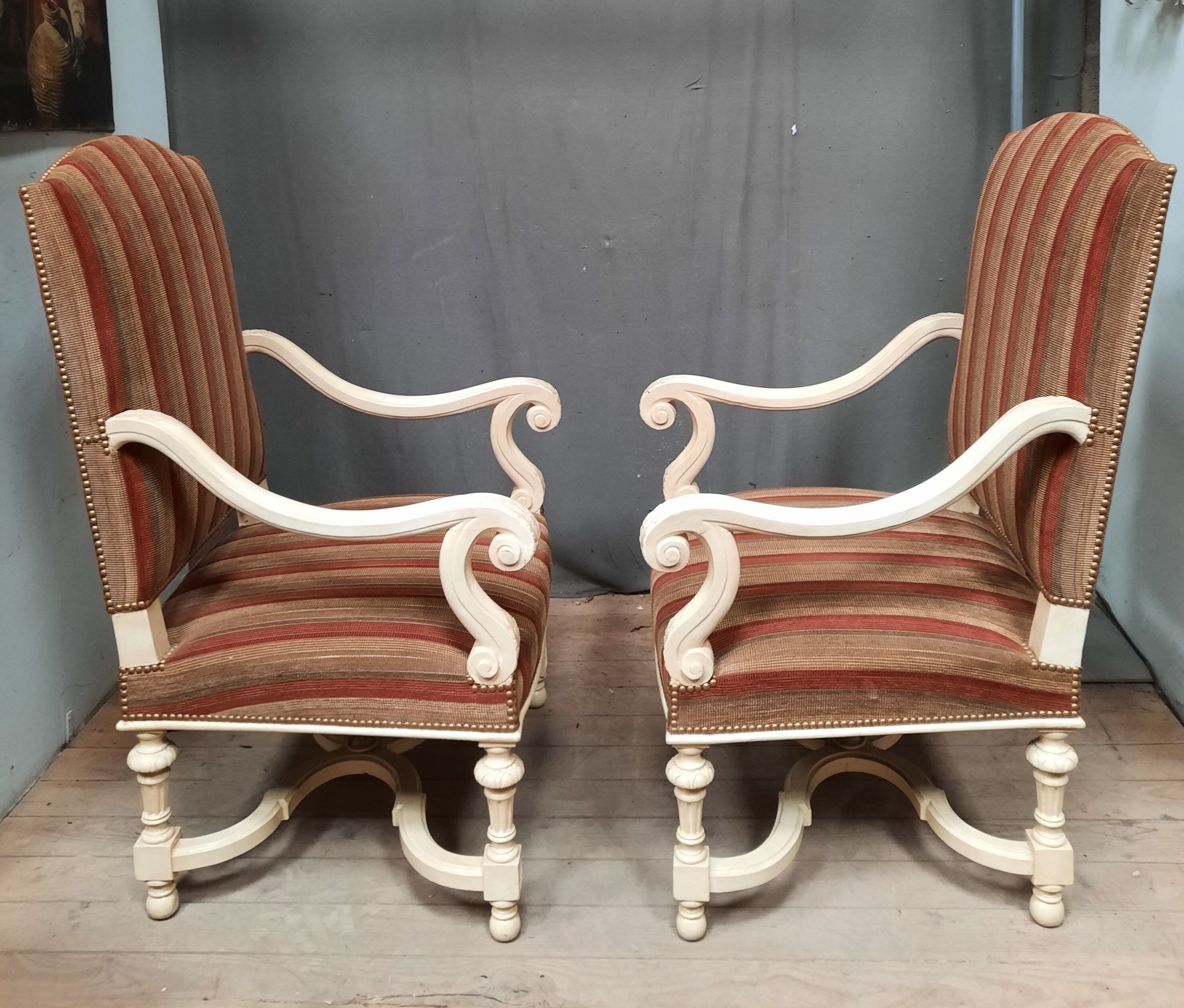 Pair of armchairs