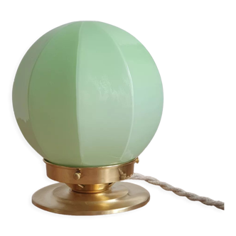 Green opaline table lamp