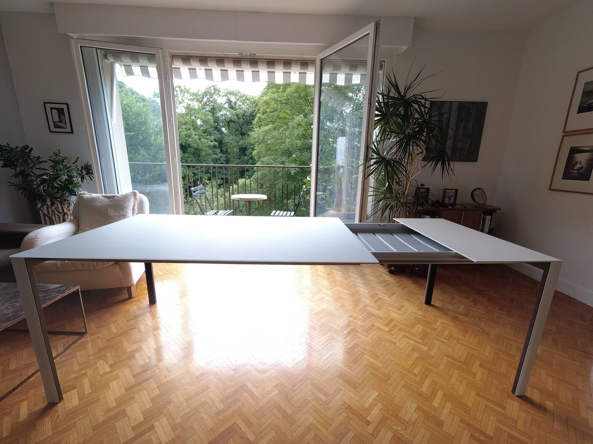 Table extensible Thin-K verre dépoli blanc